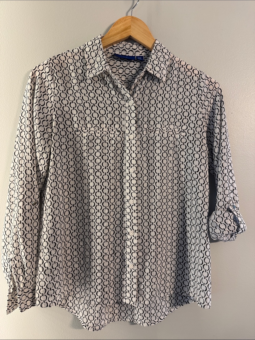 Apt. 9 White Button-Down Shirt with Black Geometric Print